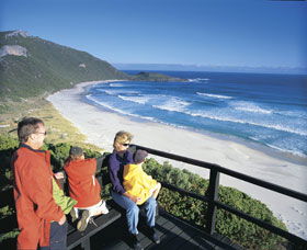 Conspicuous Beach - Holiday Great Ocean Road 0