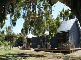 No. 58 Cellar Door & Gallery - Holiday Great Ocean Road 0