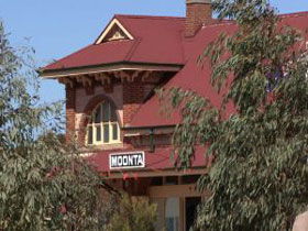 Moonta Tourist Office - Holiday Great Ocean Road 0