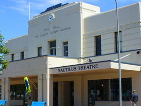 Civic Hall Complex And Arteyrea Workshops - Holiday Great Ocean Road 0