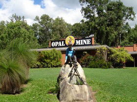 Outback Opal Mine - Holiday Great Ocean Road 0