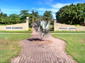 Dan Gleeson Memorial Gardens - Holiday Great Ocean Road 0