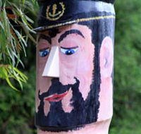 Maryboroughs Bollards - Holiday Great Ocean Road