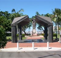 The Strand Park Townsville War Memorial - Holiday Great Ocean Road