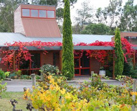 Fergusson Winery & Restaurant - Holiday Great Ocean Road 0