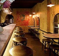 Red Lily Cocktail Bar - Holiday Great Ocean Road