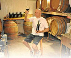 Salet Wines - Holiday Great Ocean Road 0