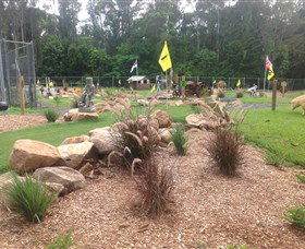 The Cove Miniature Golf Course - Holiday Great Ocean Road 0