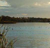 Lake Inverell Reserve - Holiday Great Ocean Road