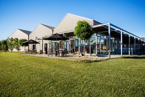 Bunnamagoo Wines - Holiday Great Ocean Road 0
