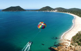 Port Stephens Parasailing - Holiday Great Ocean Road 3