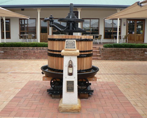 Best Tour - Holiday Great Ocean Road 1