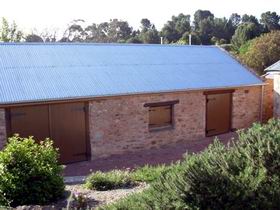 Reynella Horse Changing Station - Holiday Great Ocean Road 1
