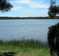 Lake Fellmongery Ski Lake - Holiday Great Ocean Road