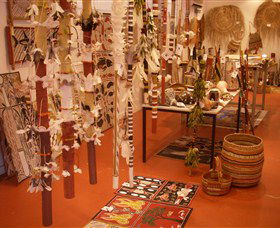 Elcho Island Art And Craft - Holiday Great Ocean Road 1