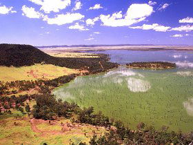 Nuga Nuga National Park And Lake Nuga Nuga - Holiday Great Ocean Road 0