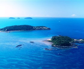 Barnard Island Group National Park - Holiday Great Ocean Road 0