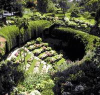 Umpherston Sinkhole - Holiday Great Ocean Road