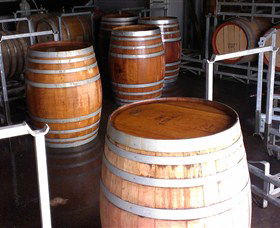 Red Earth Estate Vineyard - Holiday Great Ocean Road 7