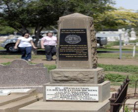 Historical Cemetery Moree - Holiday Great Ocean Road 0