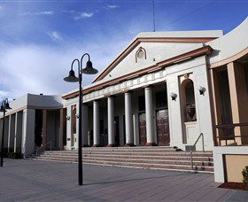 Moree Heritage And Art Deco Guided Walk - Holiday Great Ocean Road 0