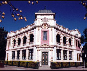 Moree Plains Gallery - Holiday Great Ocean Road 0