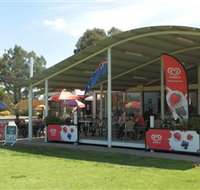 Submarine Cafe - Holiday Great Ocean Road