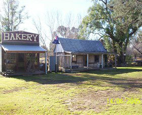 Woolpack Inn Museum - Holiday Great Ocean Road 2