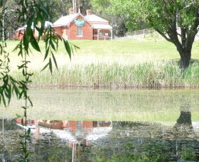 Queanbeyan Art Society - Holiday Great Ocean Road 0