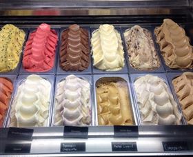 Estabar Gelati And Espresso Bar - Holiday Great Ocean Road 2