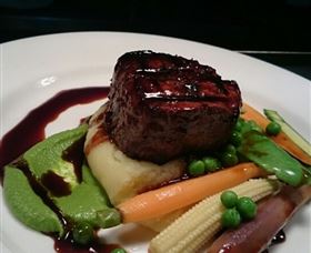 Bella Char Restaurant And Wine Bar - Holiday Great Ocean Road 0