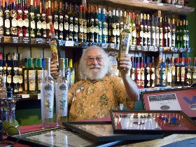 Tamborine Mountain Distillery - Holiday Great Ocean Road 1