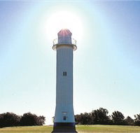 Yamba Lighthouse - Holiday Great Ocean Road