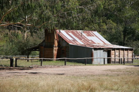 Australis 4WD Adventures - Holiday Great Ocean Road 2