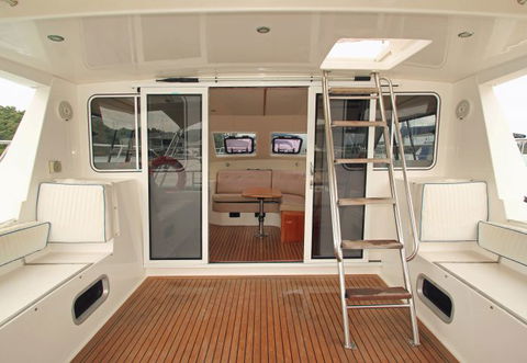 Whitsunday Rent A Yacht - Holiday Great Ocean Road 9