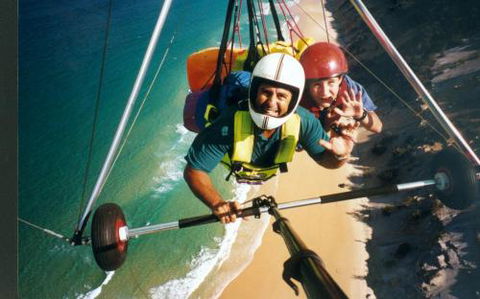 David Cookman–Sunshine Coast Hang Gliding - Holiday Great Ocean Road 0