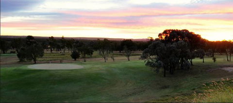 Moranbah Golf Club Inc. - Holiday Great Ocean Road 3