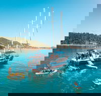 2 night Whitsunday Islands Cruise on Atlantic Clipper from Airlie Beach - Holiday Great Ocean Road