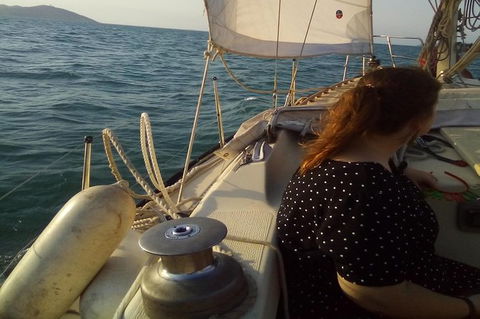 Townsville Sunset Sail Sailing Cruise Boat Tour - Holiday Great Ocean Road 3