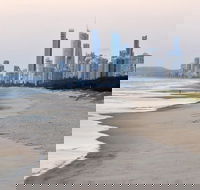 Luxury Brisbane Airport Transfers To and From Broadbeach for up to 11 ppl - Holiday Great Ocean Road