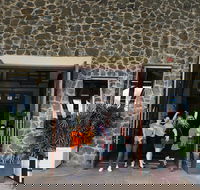 Sirromet Winery All inclusive Lunch  Lurleens Tour Tastings and Transfers - Holiday Great Ocean Road