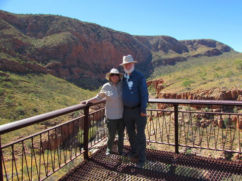 West MacDonnell Ranges Day Trip From Alice Springs - Holiday Great Ocean Road 4