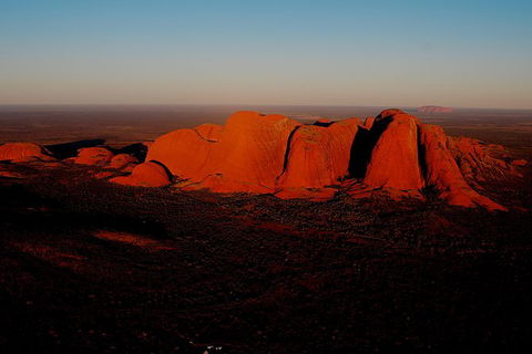 Uluru & Resort Postcard Flight - Holiday Great Ocean Road 1