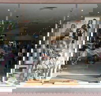 Adrienne and the Misses Bonney - Holiday Great Ocean Road