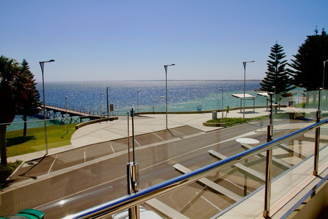 Ceduna Jetty - Holiday Great Ocean Road 2