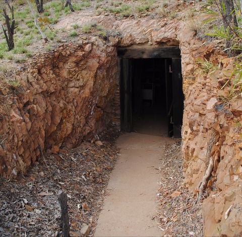 Mount Isa Underground Hospital And Museum - Holiday Great Ocean Road 2