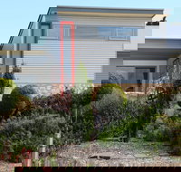 John Lacey's Studio and Green Tank Gallery - Holiday Great Ocean Road