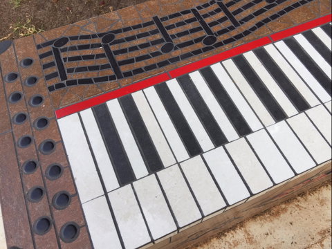 Piano Park Bench, Moonta - Holiday Great Ocean Road 2