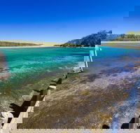 Sussex Inlet Entrance Beach - Holiday Great Ocean Road