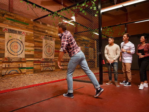 Throw Axe - Holiday Great Ocean Road 0